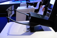 【CEATEC 10】パイオニア、スマートフォン連携のヘッドアップディスプレイ 画像