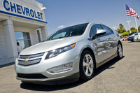 PHV ボルト、年産6万台へ引き上げか 画像