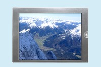 三菱電機、白色LED採用のTFT液晶モジュールを発売 画像