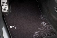 ルーフにパリの街をデザイン…シトロエン DS3 特別仕様 画像