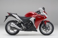【新聞ウォッチ】我慢比べも限界? トヨタも ホンダも「1ドル80円想定」 画像