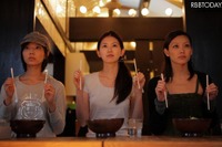 旅先で美女たちが…“女子会”40パターン以上を公開 画像
