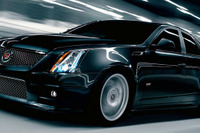 キャデラック CTS シリーズの2011年モデルを発売 画像