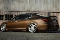 【SEMA10】レクサス LSハイブリッド、圧巻のローダウン 画像