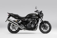 ホンダ CB1300 の2011年モデル…高級感を強調したカラーリング 画像