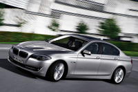 BMW 5 & 7シリーズ、停止できる追従クルコンなど安全機能を充実 画像