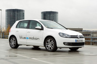 【ロサンゼルスモーターショー10】VW ゴルフEV、米国初公開…試乗も 画像