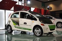 【ロサンゼルスモーターショー10】三菱 i-MiEV、米国価格は補助金なしで250万円 画像