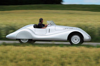 アウディが65年前の名車を復元 画像