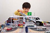 BIG変身!! パトカー~トレイン 画像