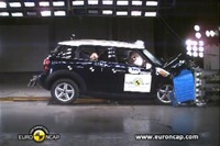 【ユーロNCAP】MINI クロスオーバー の衝撃吸収ボディ［動画］ 画像