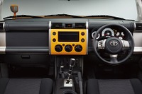 トヨタ FJクルーザー 日本投入…自分仕様に仕立てるのが楽しい 画像