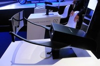 パイオニアと米マイクロビジョンが提携、ヘッドアップディスプレイに技術応用 画像