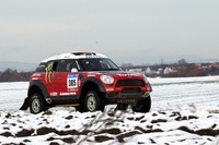 MINIクロスオーバーのダカール仕様…写真公開 画像