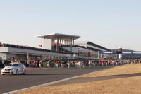 富士スピードウェイで7時間耐久 スーパーママチャリグランプリ 1月9日 画像