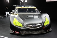 【東京オートサロン11】スバルのモータースポーツ体制2011年…SUPER GT300 画像