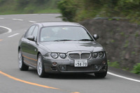 ニッポン復帰、MGローバーに試乗する 画像