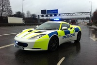 ロータス エヴォーラ、英国ポリスカー仕様が登場 画像