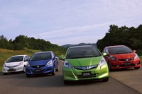 【ホンダ フィットシャトル 発表直前】HVの燃費30km/リットル 画像