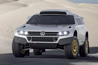 【カタールモーターショー11】VW レーストゥアレグ、公道バージョン出た!! 画像