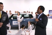 MINIの車内に26人！ ギネス新記録［動画］ 画像