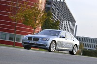 BMWとPSAがハイブリッドシステムを合弁生産---市販は2014年 画像