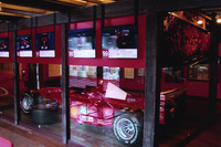 身も心も真赤に染まれ…フェラーリF1展開催 画像