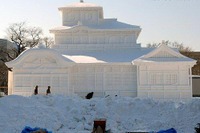 さっぽろ雪まつりの大型雪像…ライオンキングや本願寺など、完成までをチェック 画像
