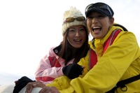 【ジャパンボートショー11】美しすぎる「釣りガール」と遊ぶ 画像
