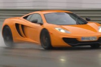 バトン、300km/h超の世界を満喫…マクラーレン MP4-12C［動画］ 画像