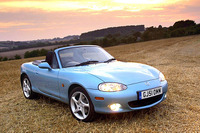 好調続くマツダ『MX-5』---“Used Car of the Year ”も受賞 画像