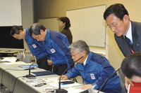 【東日本大地震】計画停電で、信号も電車も止まる 画像