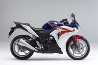 ホンダ CBR250R、ローラーロッカーアームを採用…DOHC二輪車で世界初 画像
