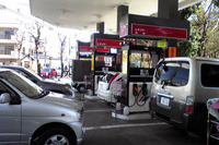 【東日本大地震】燃料不足問題、連休明けにも解消へ 画像
