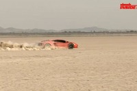 ランボルギーニ アヴェンタドール、砂漠を駆ける［動画］ 画像