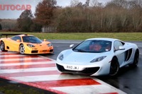 マクラーレンのスーパーカー、新旧対決［動画］ 画像