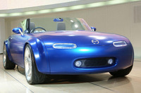 【東京ショー2003速報】マツダ、日本語名のコンセプトカー 画像