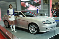 【東京ショー2003速報】ヒュンダイも折りたたみハードトップ 画像