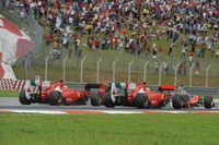 アロンソ&ハミルトン、コントロールタワーの中で…マレーシアGP 画像