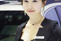 【ソウルモーターショー11】コンパニオン画像…国際ショーには負けない 画像