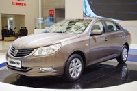 【上海モーターショー11】GMの低価格車、宝駿 630 を公開 画像
