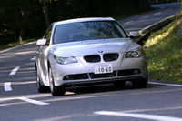 【インプレ'03】こもだきよし BMW『5シリーズ』 カタチこそ変われど、走りの本質は不変だ 画像