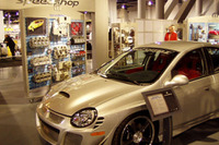 【SEMA】クライスラー・スピードショップ---ディーラーがチューナーに 画像