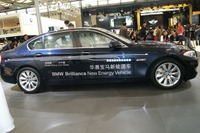 【上海モーターショー11】BMW 5シリーズ PHV…すべては中国のために 画像