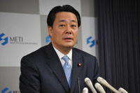 海江田経産相、東電役員の報酬「さらなるカットは当然」 画像