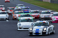 【PCCJ 第1戦】仕切り直しのレースは安岡が圧勝 画像