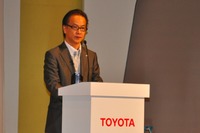 トヨタ友山常務「トヨタフレンド実用化は12年発売のPHVから」 画像