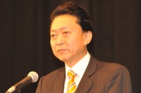 否決で党内結束を…鳩山前首相 画像