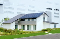 シャープ・エコハウスの実証実験…EVを蓄電池として活用 画像