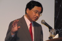 三菱ケミ小林社長「海外で稼いだお金を日本に投資」 画像